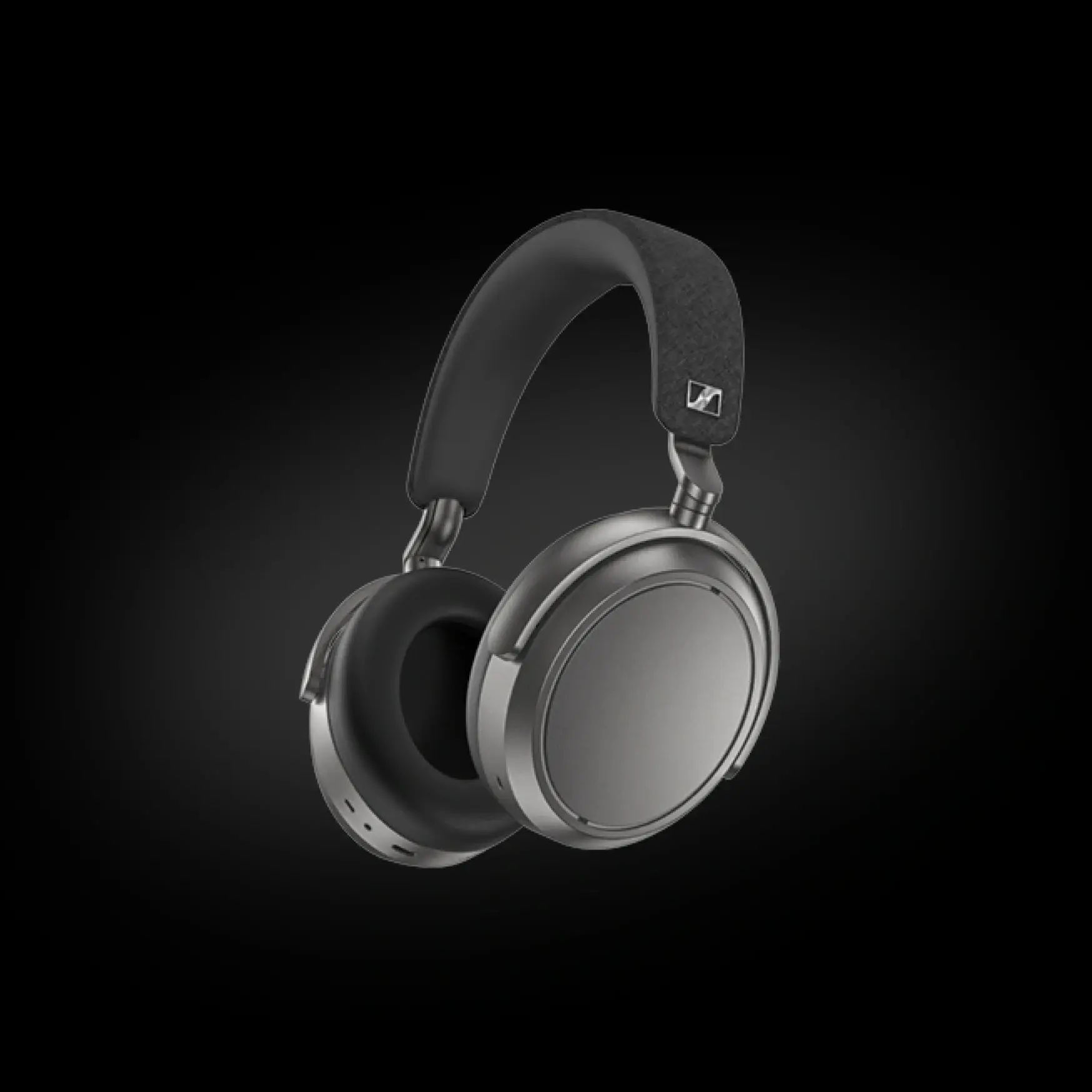 Sennheiser Momentum 4 front view