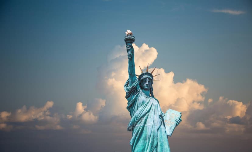 Bank of America Customized Cash and Unlimited Cash Rewards cards with travel imagery